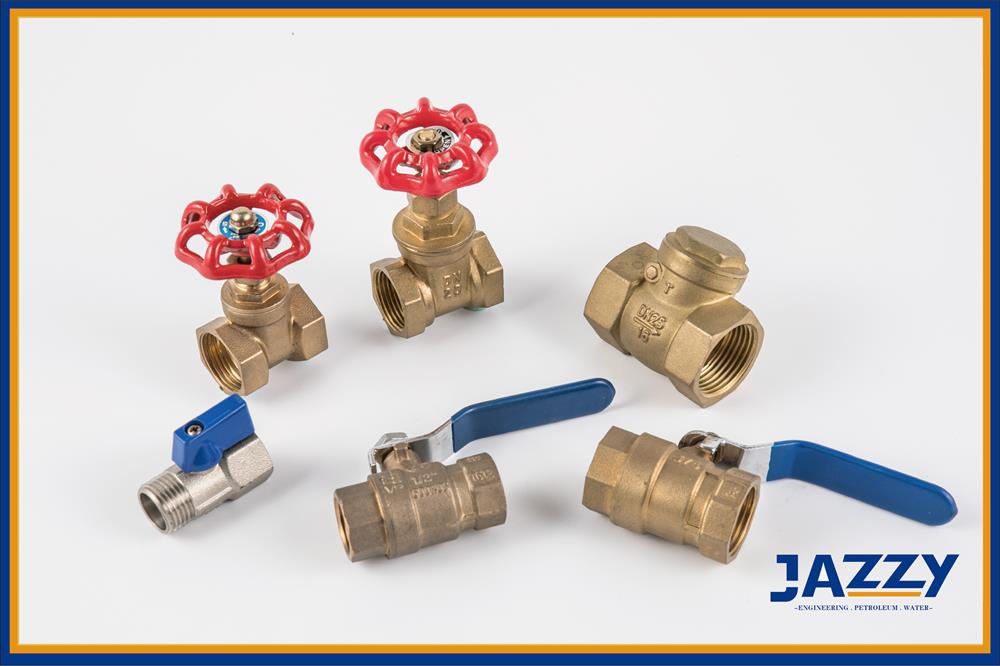 The difference between bronze valves and brass valves.